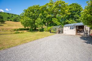 Parking, Green House and Shed- click for photo gallery